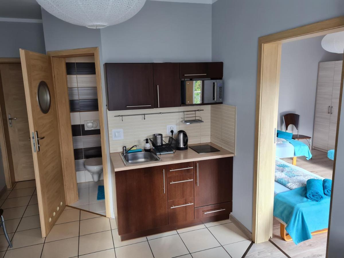 Bela - Pokoje Z Aneksami I Apartamenty コウォブジェク エクステリア 写真